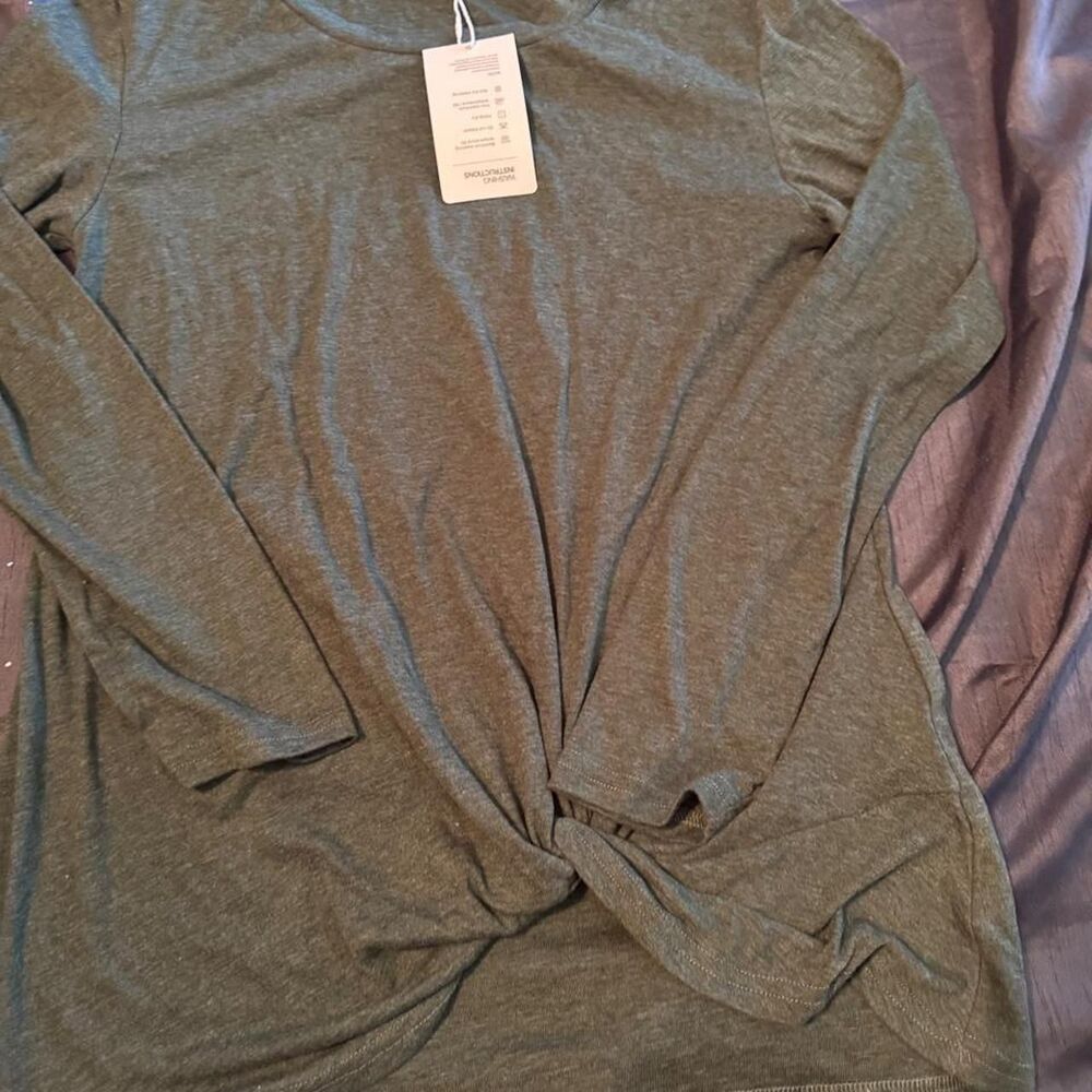 S Yidarton Women's Dark Green Blouse